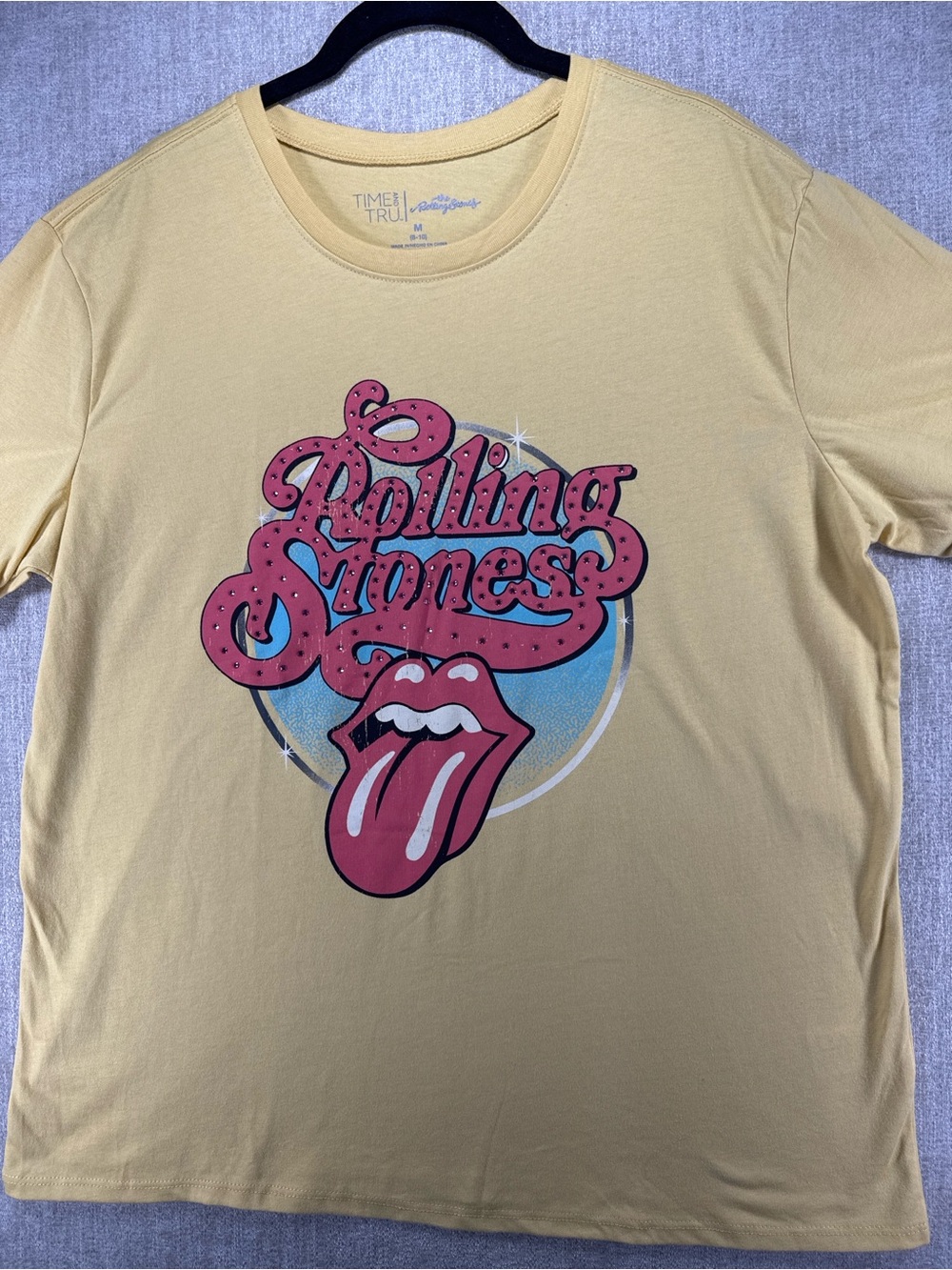 Rolling Stones Graphic Tee Mustard Yellow Rhinestone Tongue Shirt Medium Band